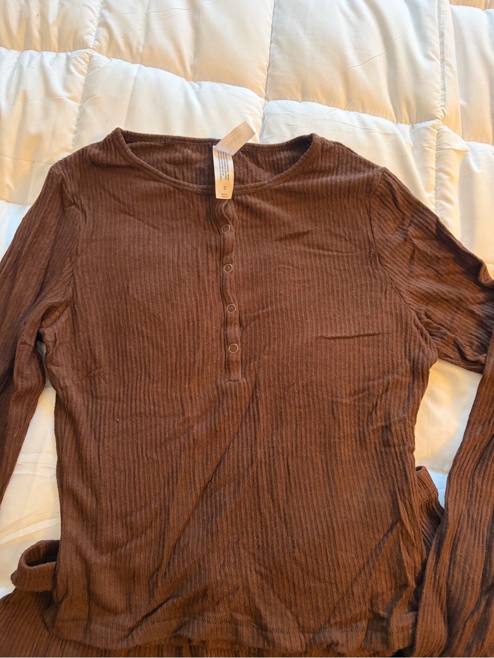 Auden Ribbed Henley Long Sleeve Top & Shorts Pajama Set - Brown - Picture 4 of 5